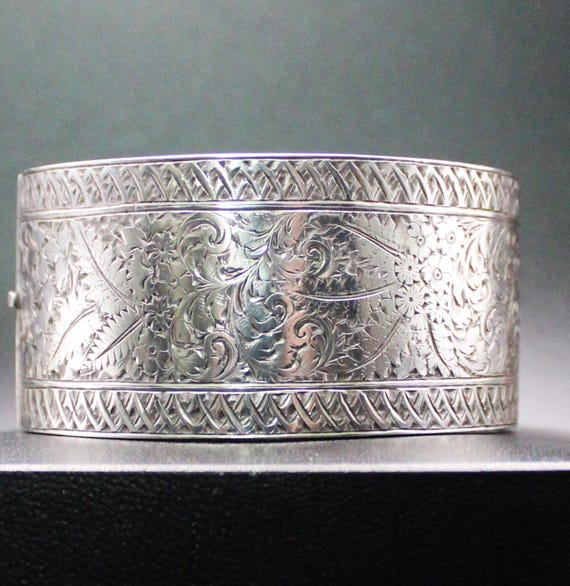 Antique Victorian Solid Silver Wide Hinged Bangle… - image 1