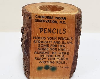 F Plasman 3.5" Cherokee Indian Reservation NC Wood Tree Vintage Pencil Holder