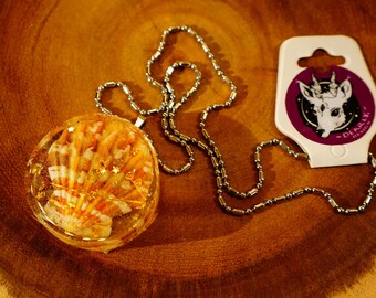Striped Scallop Seashell Necklace w/ Citrine Gemstones + Gold Wire | Sea Lover Ocean Art | Epoxy Resin