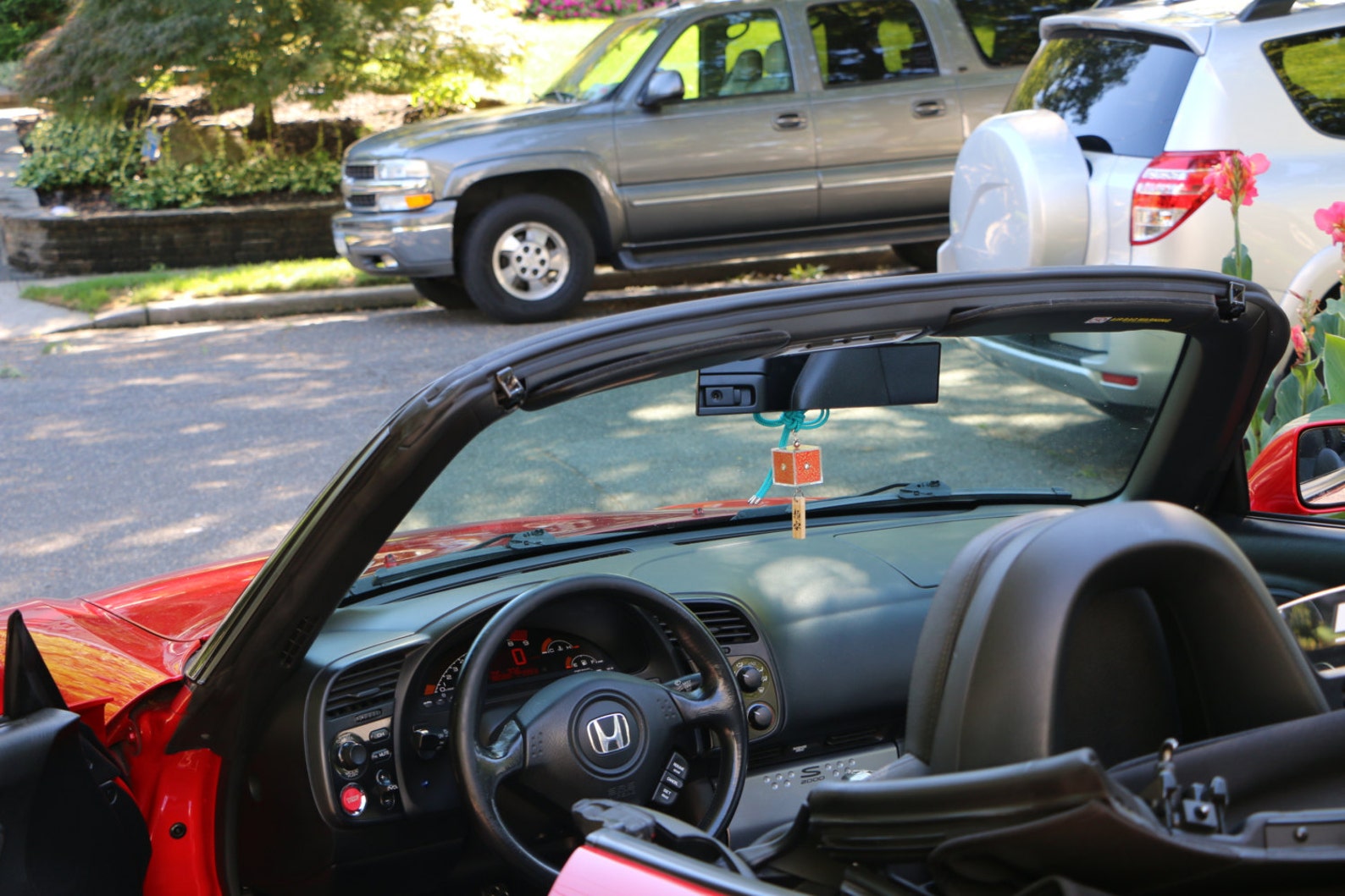 Best Japanese Car Accessory, OMOIBOX Handcrafted Good Luck Car Charm for Rearview Mirror