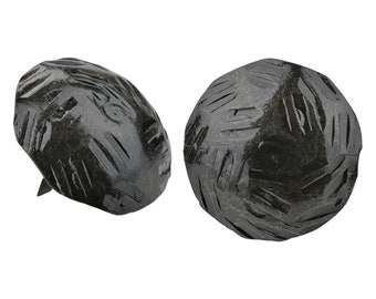 25 Pack 0.75 Inch Small Round Head Iron Clavos Decorative Nails – Black – Rustic Round Fasteners For Farmhouse Shutter, Faux Wood Beams, Barn Door