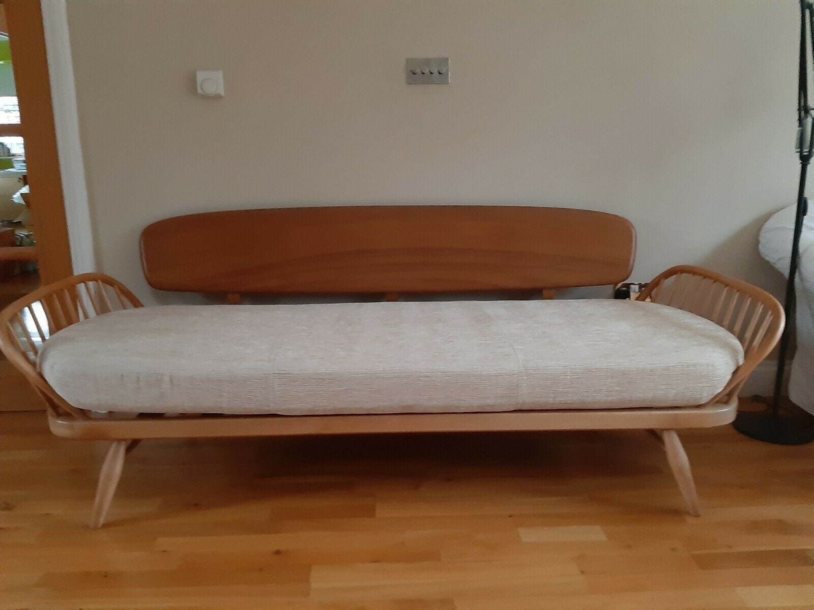 Ercol A Classic 1960s Studio Couch Day Bed Light Elm Etsy