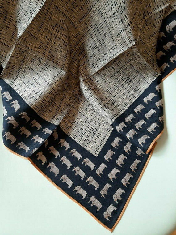 jim thompson shawl