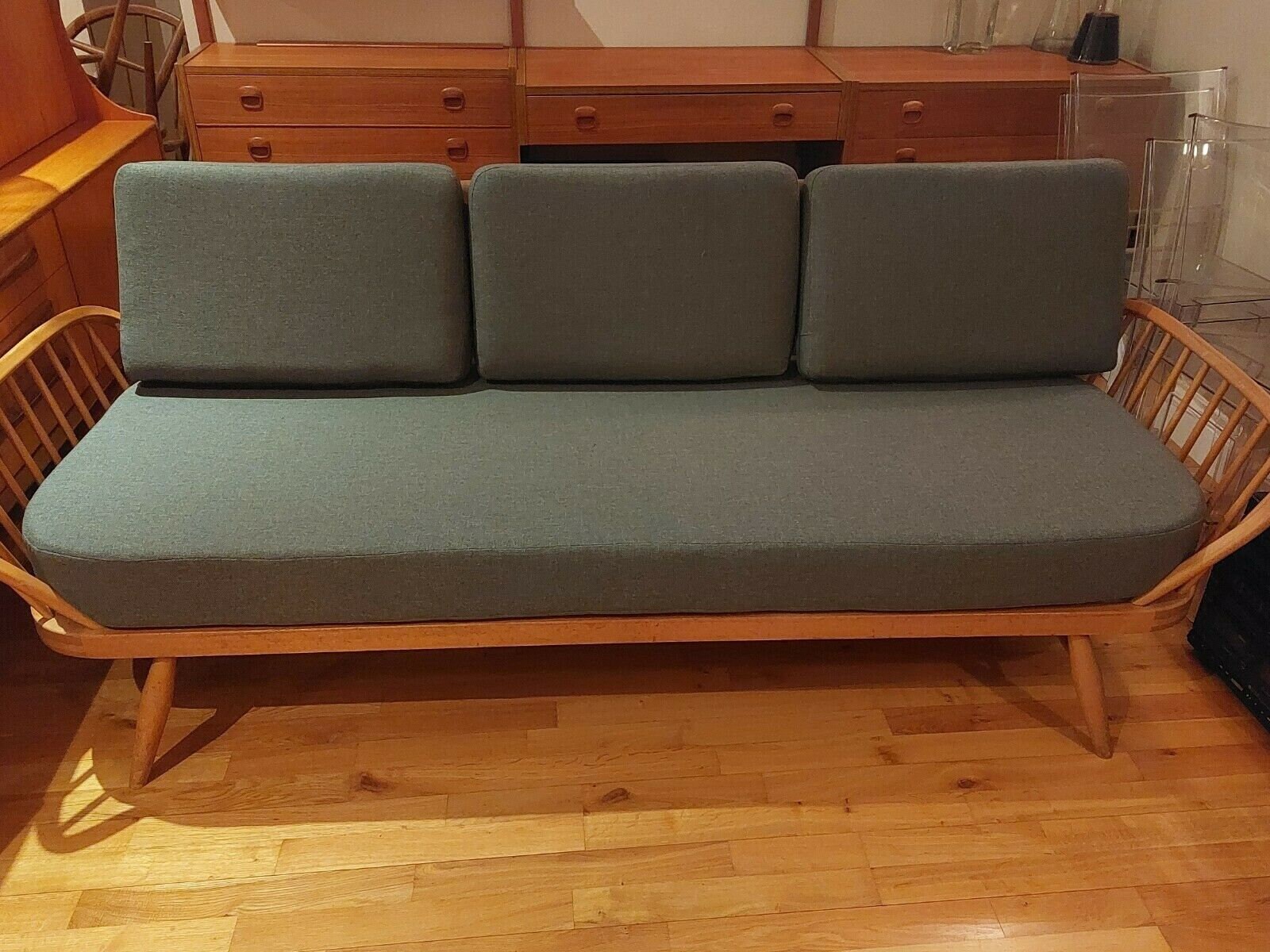 Ercol A Classic 1960s Studio Couch Day Bed Elm With Beech Etsy UK