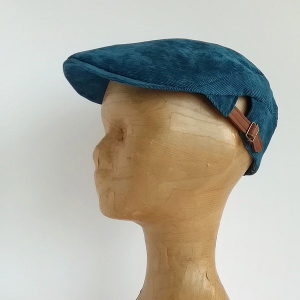 Casquette plate bleu