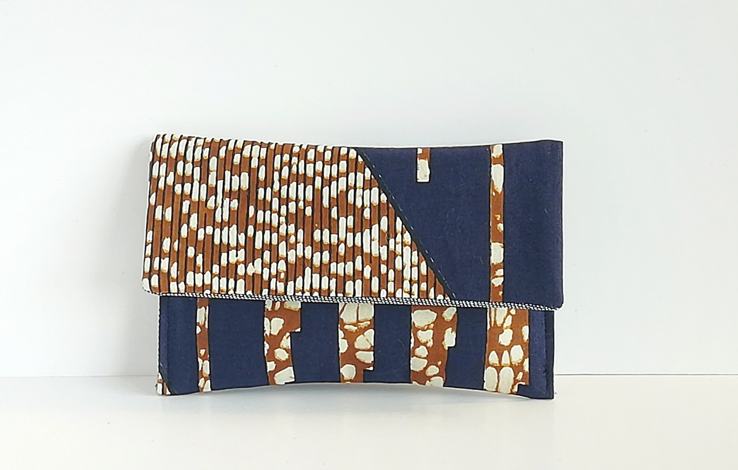 Blague à Tabac Pour Des Paquets de 50 G