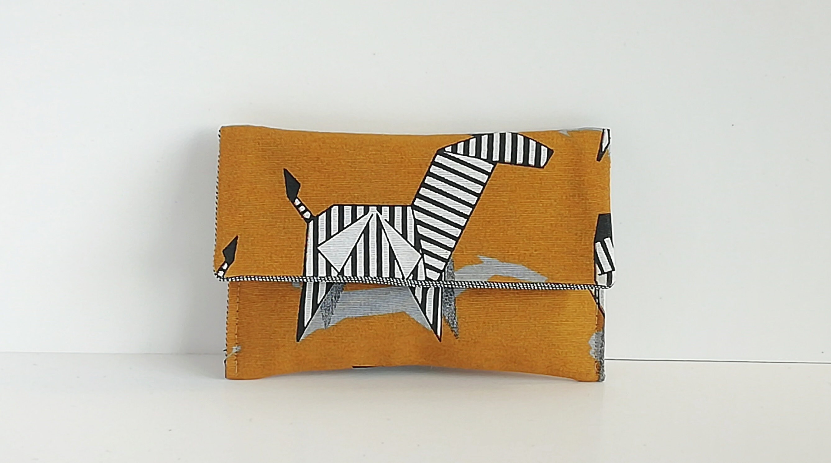 Blague à Tabac Pour Des Paquets de 50 G