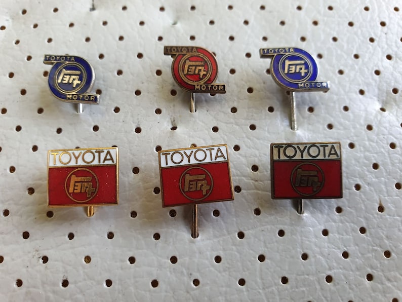 Toyota Car Vintage Enamel Pins Collection For Sale Toyota Motors Vehicle Japan Cars \u30c8\u30e8\u30bf\u81ea\u52d5\u8eca