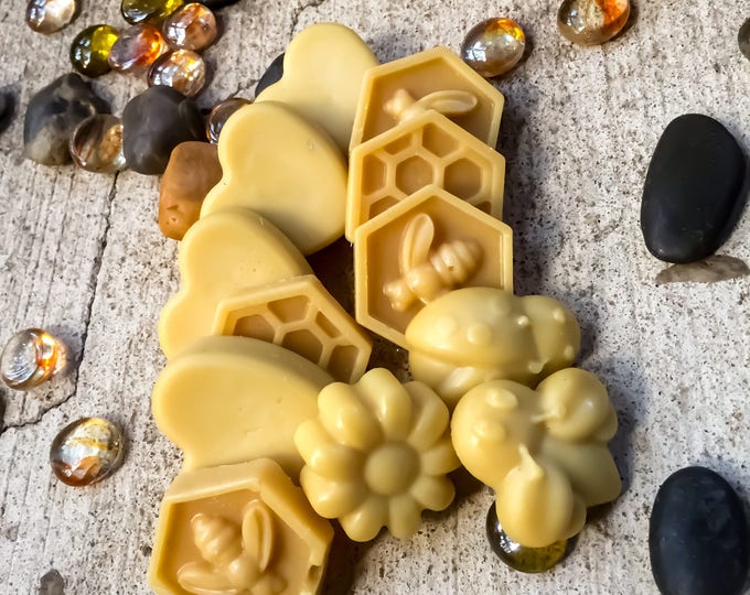 Pure organic Beeswax melts made with local Georgia beeswax in a variety of scents-natural scents-holiday scents-holiday scented beeswax melt