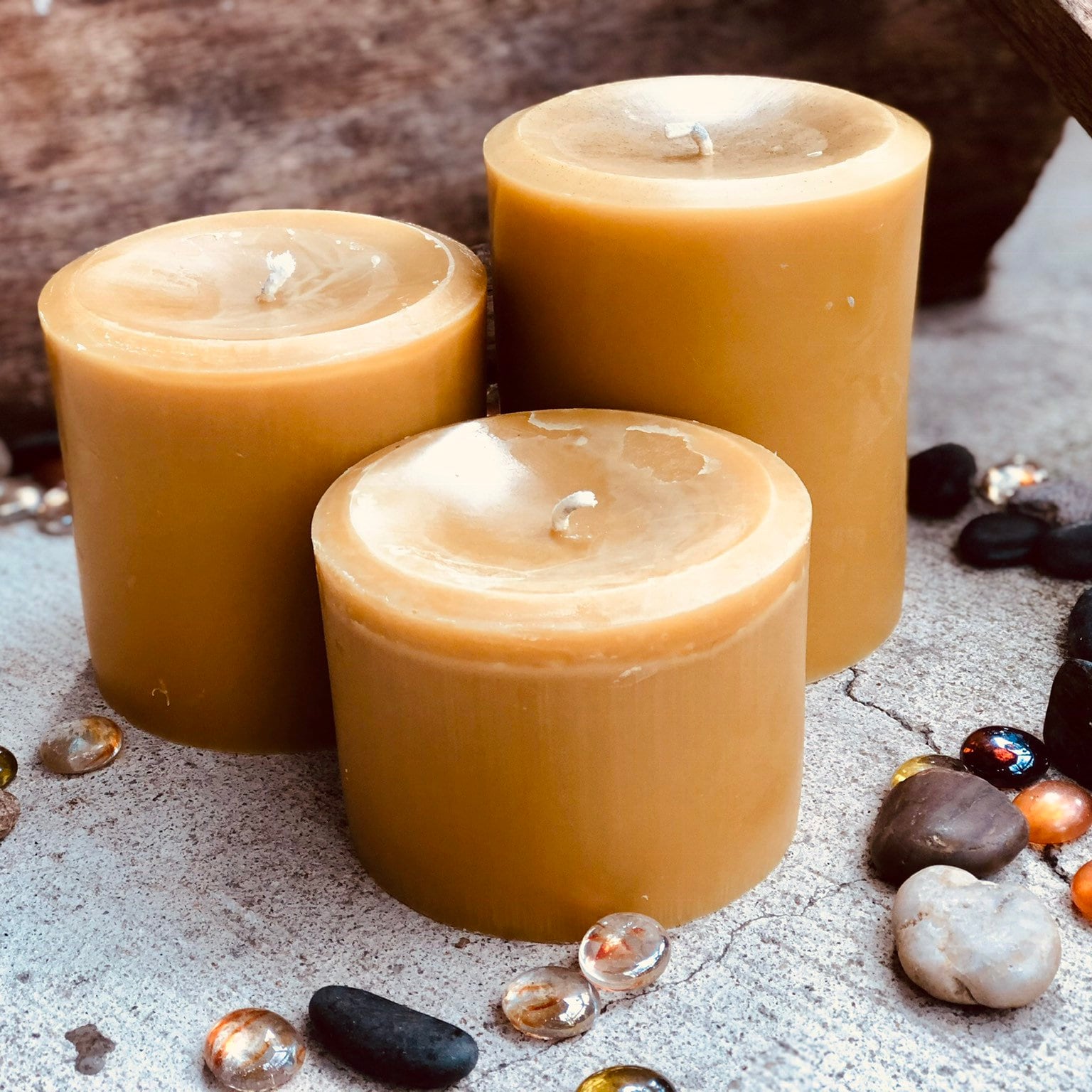 100% Pure BEESWAX Pillar Candles, Eco-friendly Candles, Hand-rolled Beeswax  Candles size: 10cm/4cm, Non-toxic Candles 