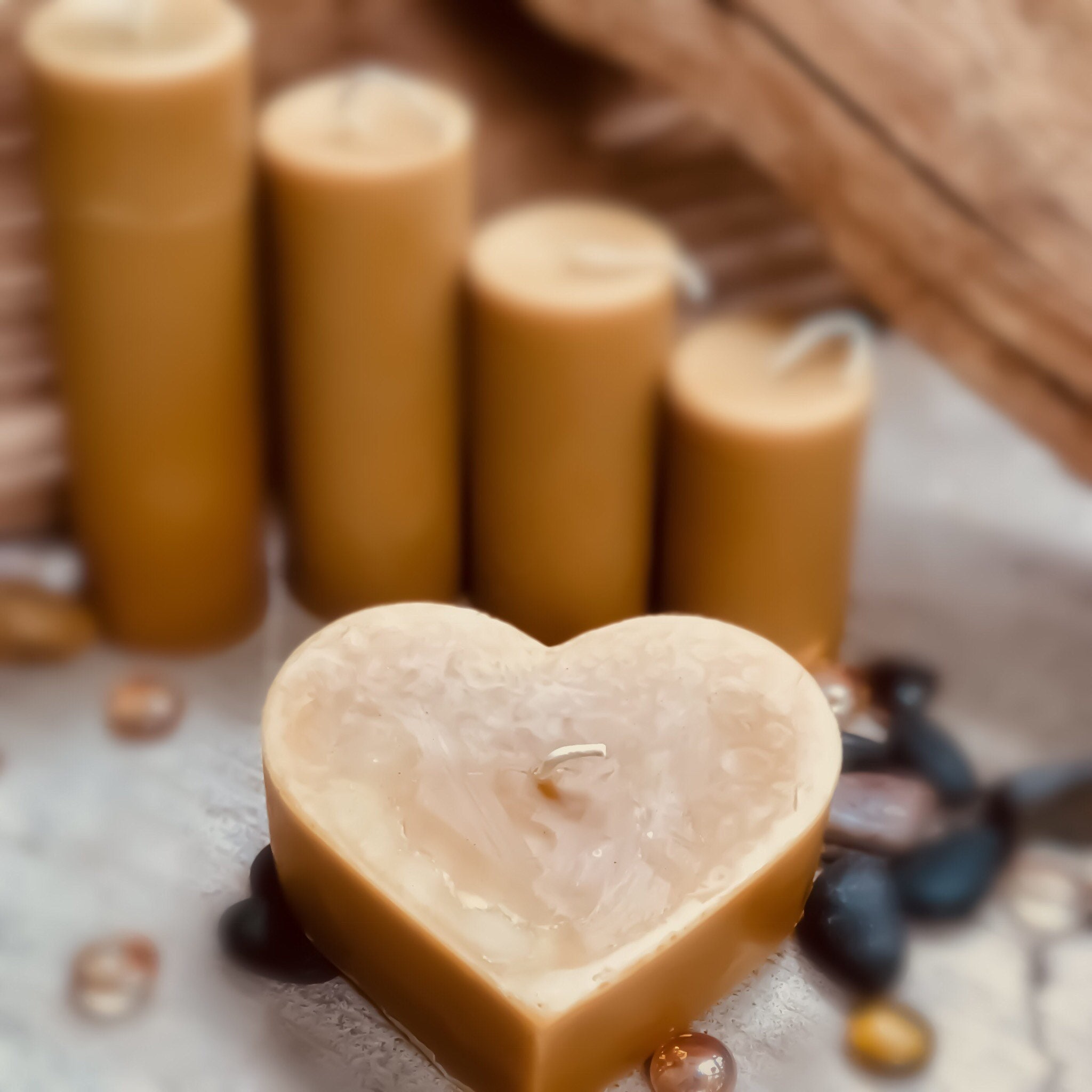 ROSERAY 100% Pure Beeswax Heart Bubble Candle