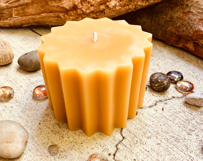 100% Pure Beeswax Pillar Candle-3x3inch Beeswax Pillar Candle-Pure Organic Beeswax Candlex-16 point star shaped pure beeswax pillar candle