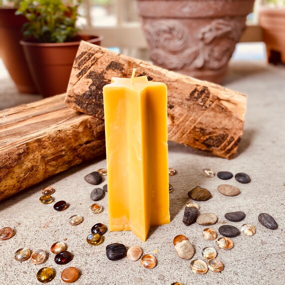 4 Pounds 100% Pure Beeswax ~ Golden (Dark) Bees Wax ~ FREE