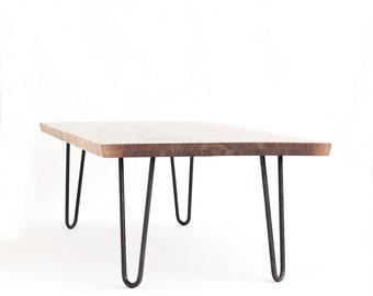Coffee Table, Holz Tisch, Couchtisch, Hairpinlegs, Massivholztisch, Bohlentisch, Baumkannte, Vollholz, Massive Tischplatte, Design