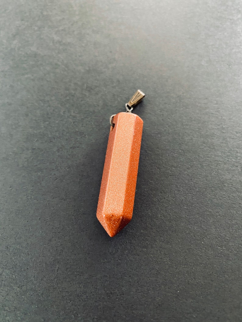 goldstone point pendant