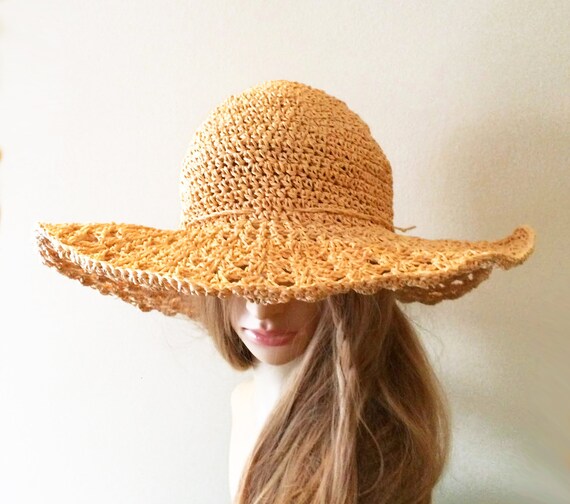 beach hat straw
