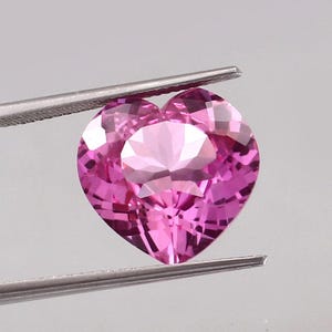 AAA Grade Flawless Ceylon Pink Sapphire Loose Heart Gemstone Cut, Nice Luster Quality Fashion Jewelry & Ring Making Product 14x14 MM