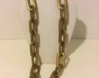 Matte gold long resin link necklace
