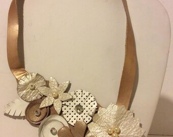 Regulowany tan skóra słodki kwiat pierścień naszyjnik