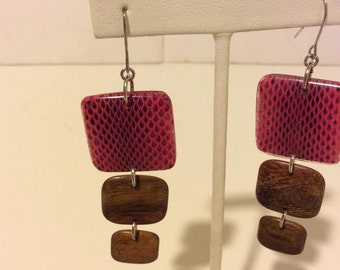 Pink and brown square wooden long earrings