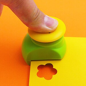 Paper and Card Shape Cutter Hole Punch 2.5cm Shapes Scrapbook Accessory image 5