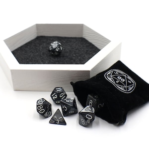 Tabletop DnD Dice Tray with Matching D20 Dice Set and Bag