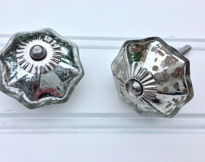 Antique Pewter Round Resin Knob With Mirrors Mirrored Drawer Pull Knob