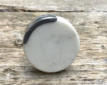 Dresser Knob, Marble White with Silver Accent Cabinet Knob, Round Drawer Knobs and Pulls, Granite Style Natural Stone