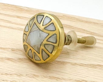 Dresser Knob, Gold Mother Of Pearl Drawer Pull , Cabinet Knob, Door Hardware, Modern Style Brass and Shell