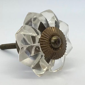 Dresser Knob, Drawer Pull, Cabinet Knob, Furniture Hardware, Door Handle, Vintage Antique Style Clear Glass