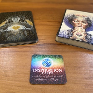 TARJETAS DE INSPIRACIÓN de 55 tarjetas (NO incluida la edición más reciente de 2023) de Autumn Skye