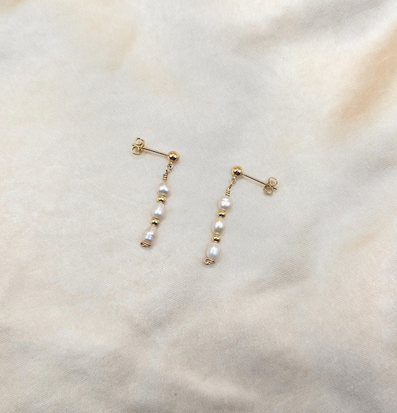 Gold Filled Freshwater Pearl Drop Earrings, Pearl Earrings, Minimalist Dainty Elegant Style Earrings