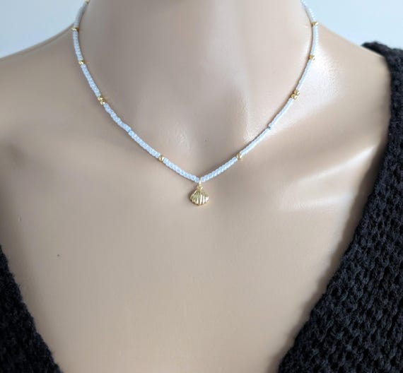 Beaded Necklace, Beaded Charm Necklace in Gold Filled, Beaded Charm Choker, Charm Necklace Shell, Cowrie, Conch, Fish, Heart, Adjustable