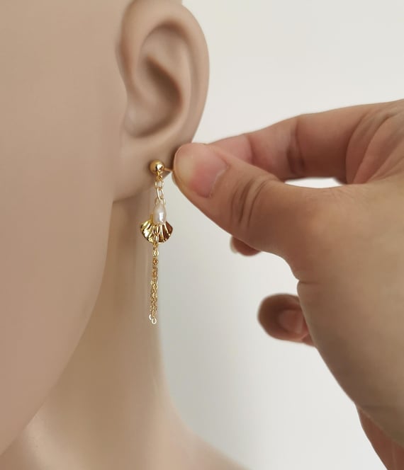 Seashell Pearl Earrings, Pearl Earrings, Seashell Earrings, Pearl Drop Earrings, Pearl Dangle Earrings,  Freshwater Pearls Earrings