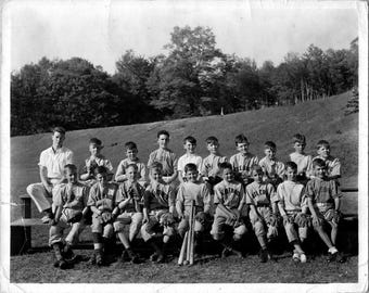 Equipo de béisbol de la liga infantil de la escuela Eaglebrook, Deerfield, MA, 8x10 BW Equ (antiguo)