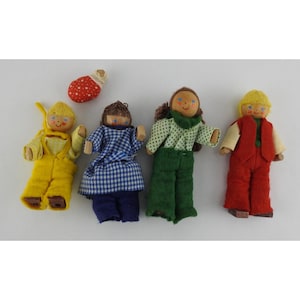 Vintage Wooden Dollhouse Family Doll Creative Playthings Czech 5pc Set 5&quot; Tal