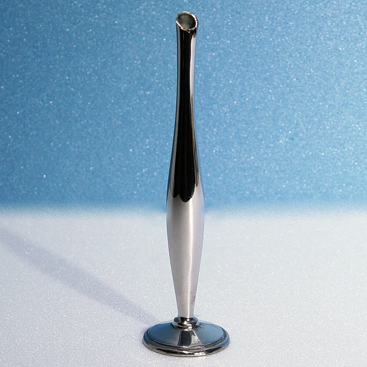 Vintage International Silver Co Miniature 6 Tall Silver Plated Bud