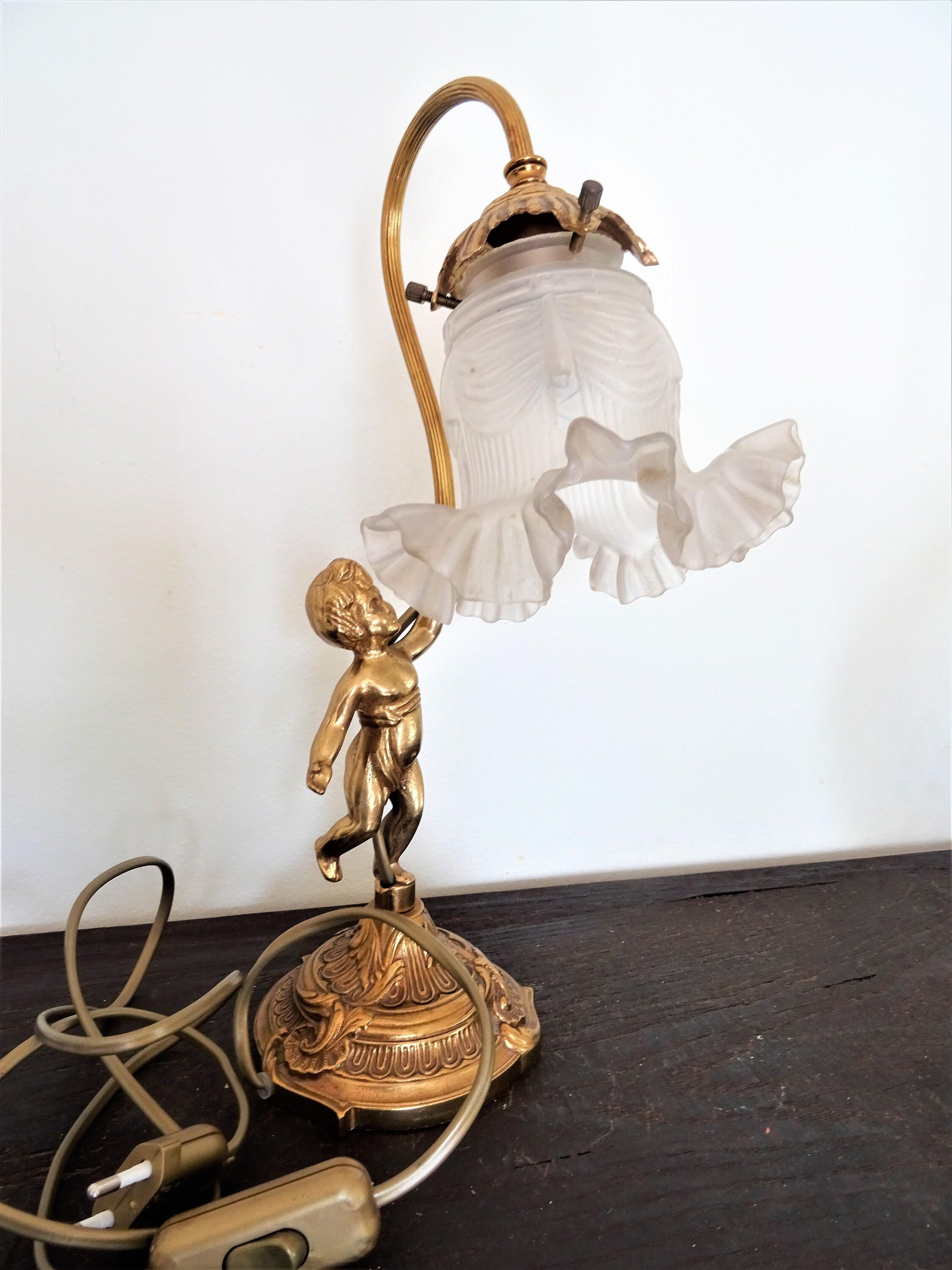 Lampe à L'ange en Bronze Doré et Tulipe 1900