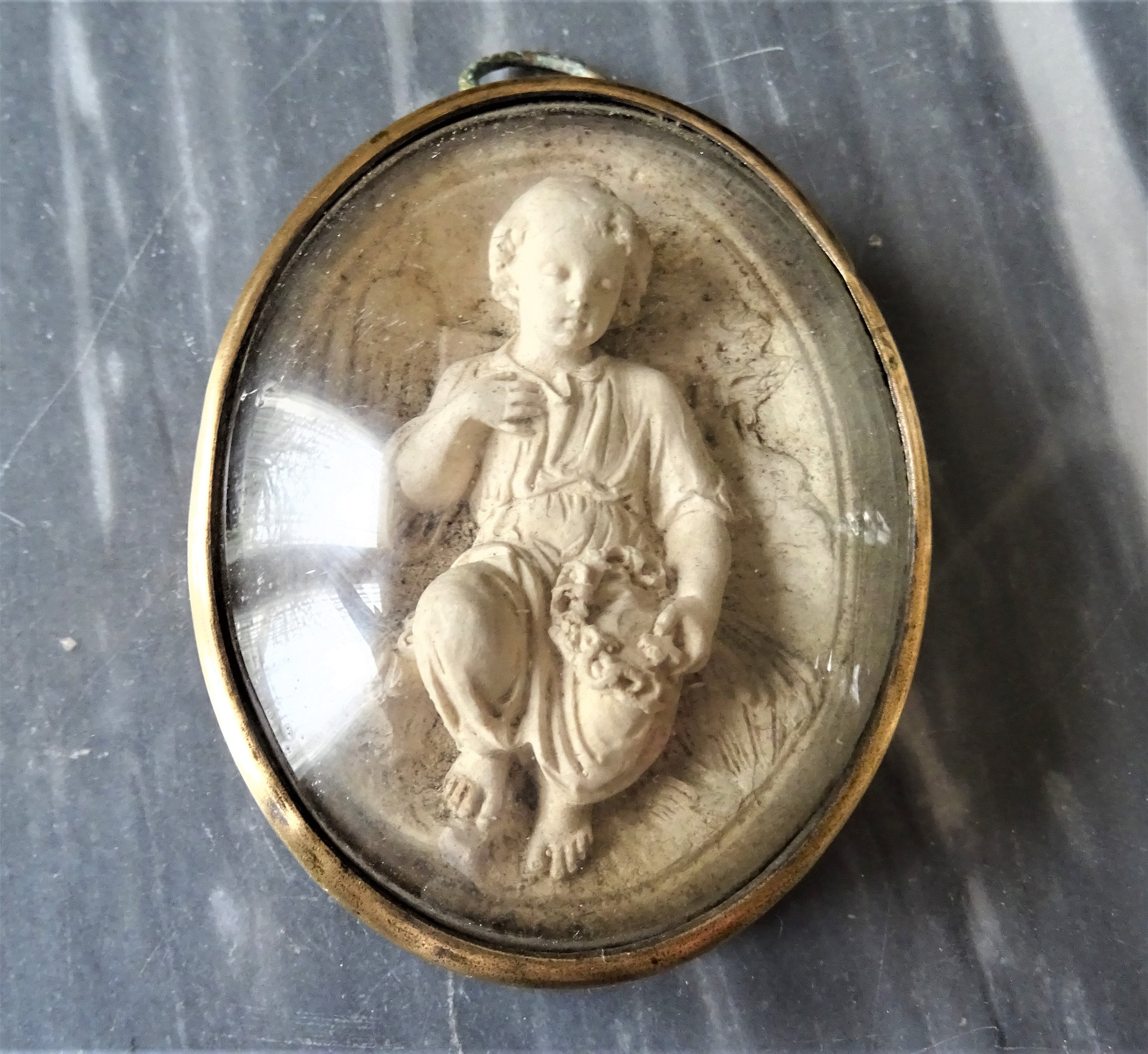 Antique Médaillon de L'enfant Jésus Xixe Siècle