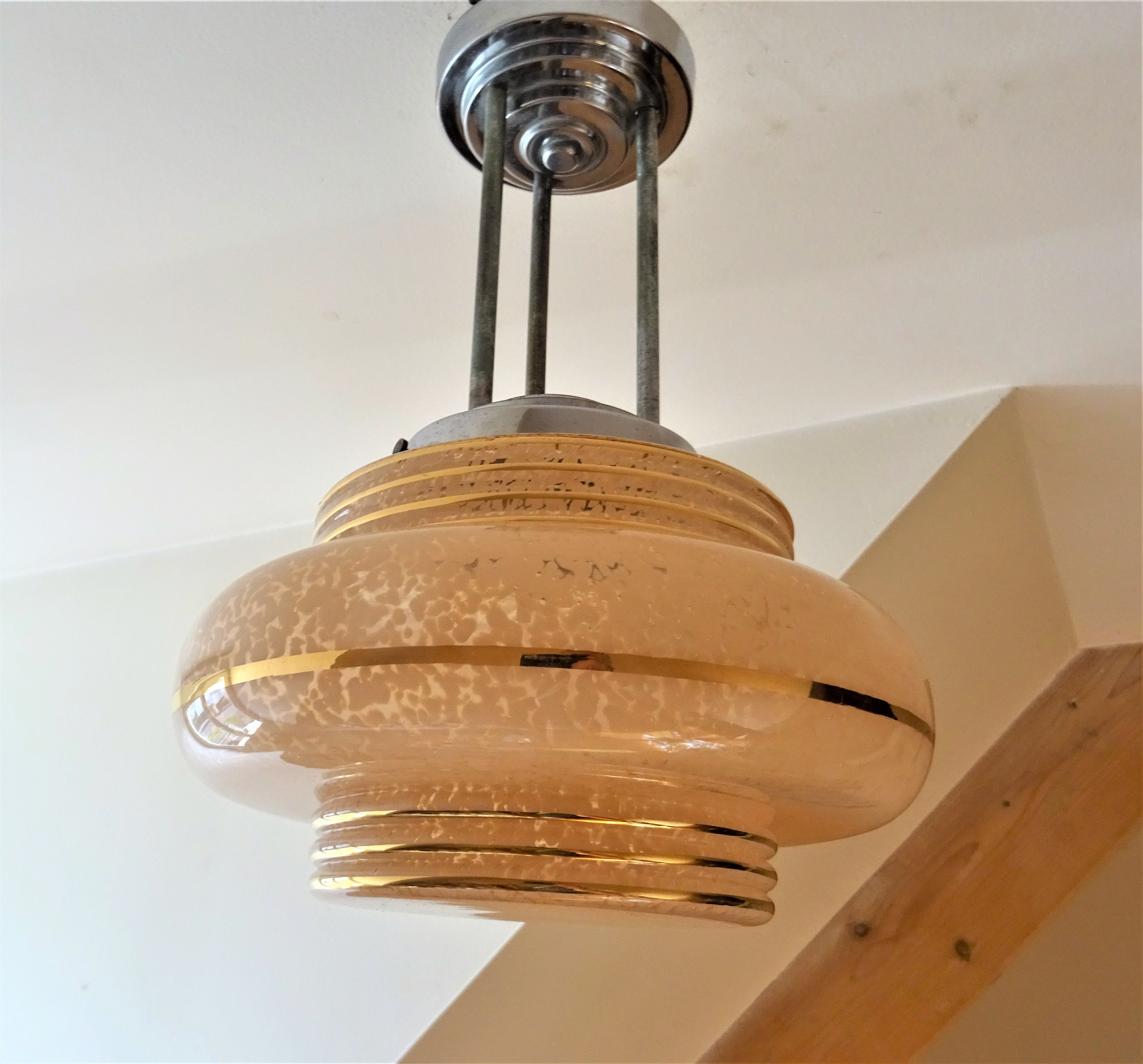 Antique Suspension Art Déco Vers 1930 en Verre Clichy Rose Moucheté et Filets Dorés-Lumière Pendante