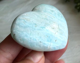Caribbean Calcite Heart Stone, Caribbean Calcite Crystal Heart