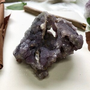 Grape Agate Botryoidal Chalcedony, Grape Agate Cluster, Purple Grape Agate, Botryoidal Chalcedony, Altar Divination Tools, 140grams
