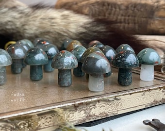 Bloodstone Mushroom, Crystal Mushroom, Small Stone Mushroom Carving, Bloodstone Crystal Carving, Altar Crystals