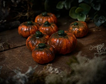 Pumpkin Patch Sculpture, ONE Hand-Sculpted Hand-Painted Pumpkins, Realistic Mini Pumpkins, Fall Home Decor, Autumn Decor, Clay Pumpkin Trio