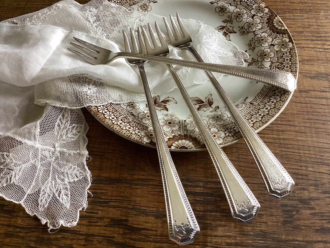 Antique Relish Pickle Forks, Beautiful Adam Silverplate by National Silver Co., Set of 4 Pickle