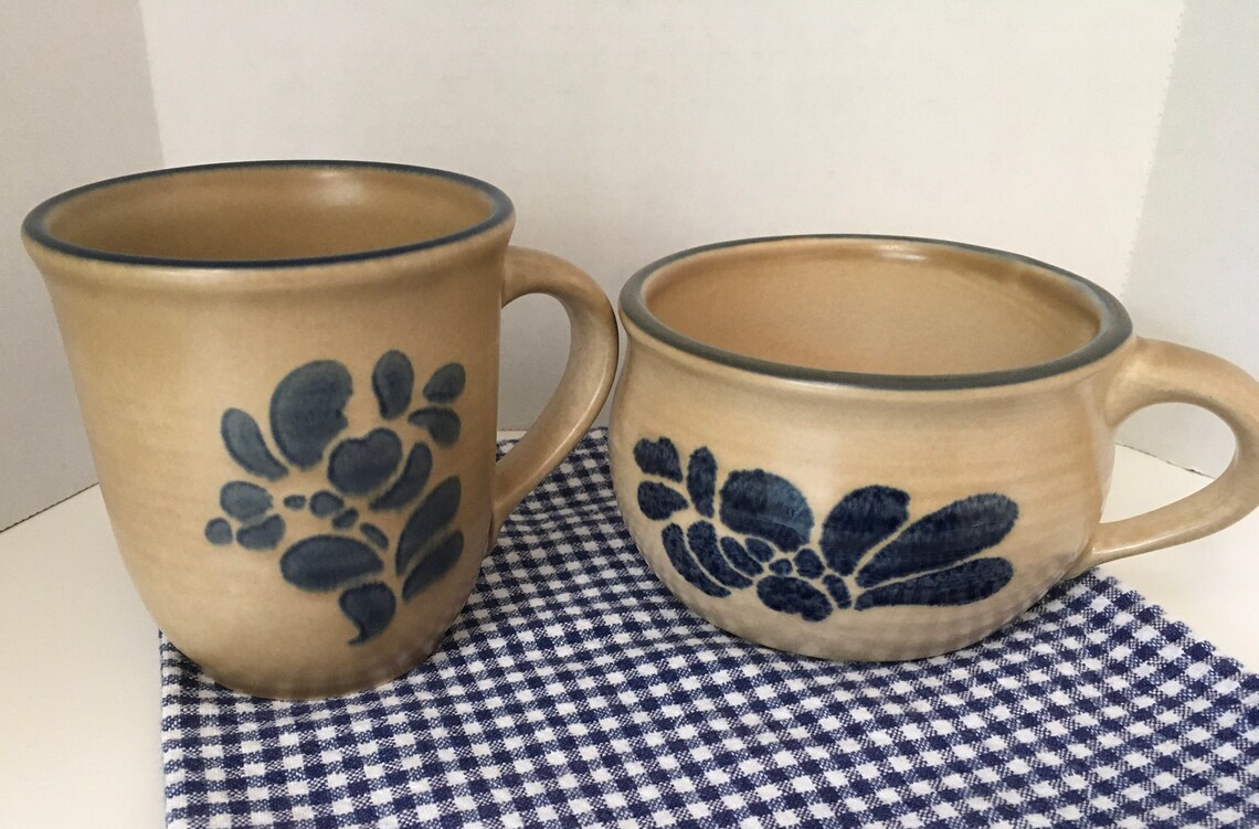 Pfaltzgraff Folk Art Mugs Set of Two / 280 Soup Mug and Tall Etsy