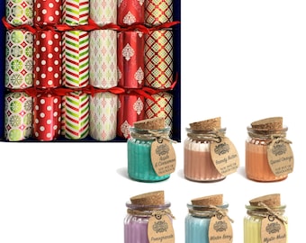 Christmas Cracker Soy Candle Set – Holiday Scented Candles, Hats & Jokes