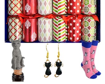 Set of 6 Large Selection Box of Christmas Crackers with cat themed content