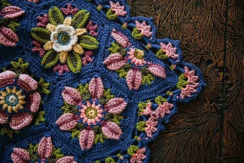 Climbing Rose Wrap Pattern by Jane Crowfoot - Etsy
