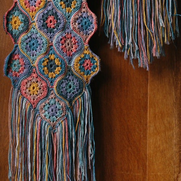 Mystical Lanterns Scarf Pattern by Jane Crowfoot